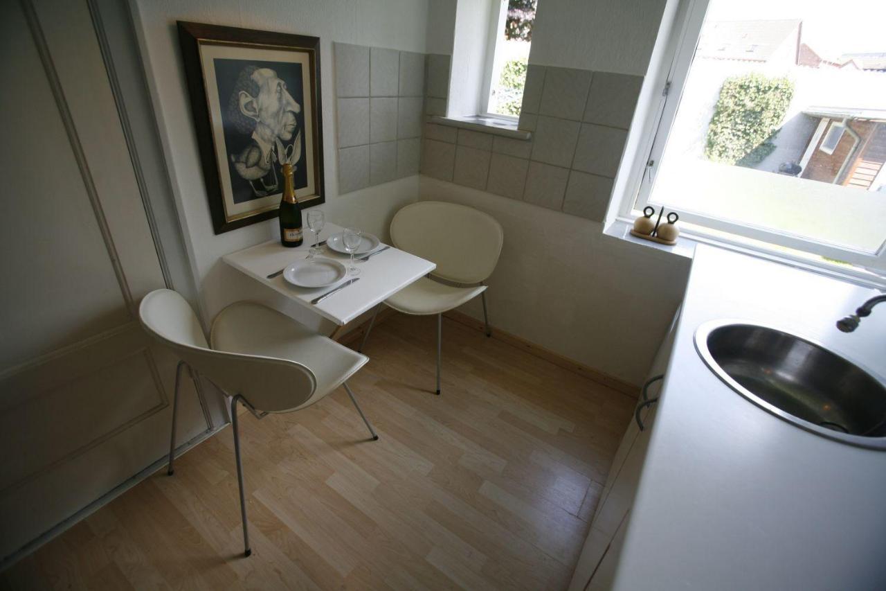 Lille Skovgaarden Aparthotel Randers Exterior foto